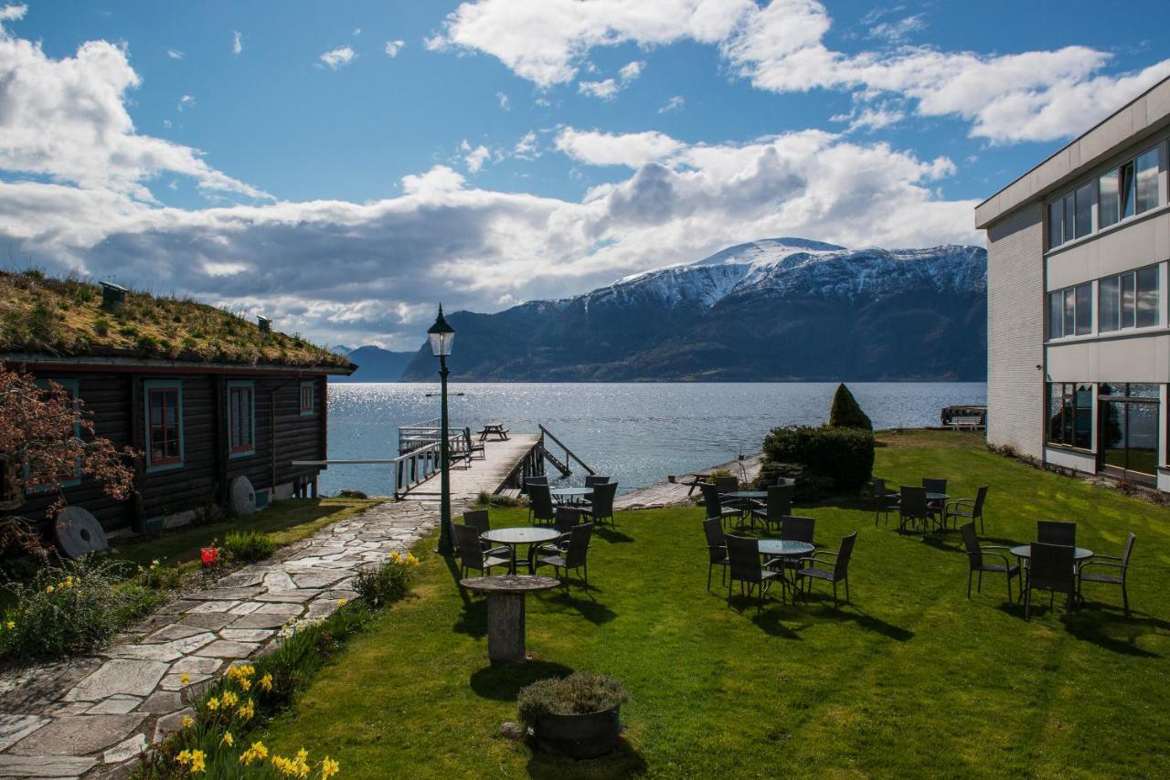 Leikanger Fjordhotel - Unike Hoteller المظهر الخارجي الصورة