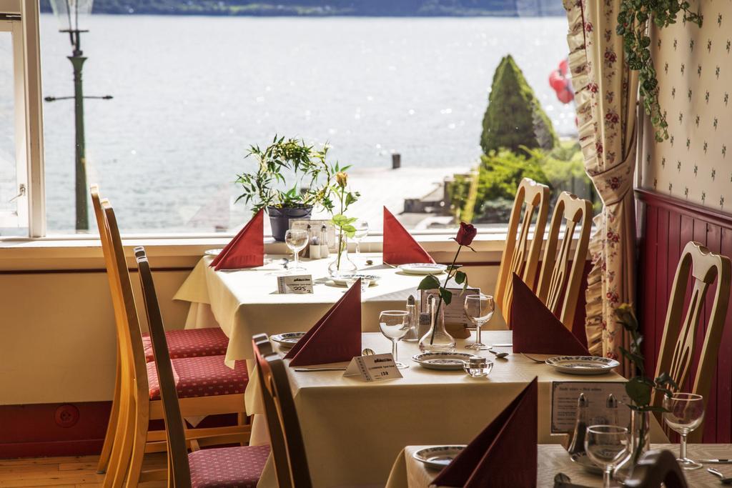 Leikanger Fjordhotel - Unike Hoteller المظهر الخارجي الصورة