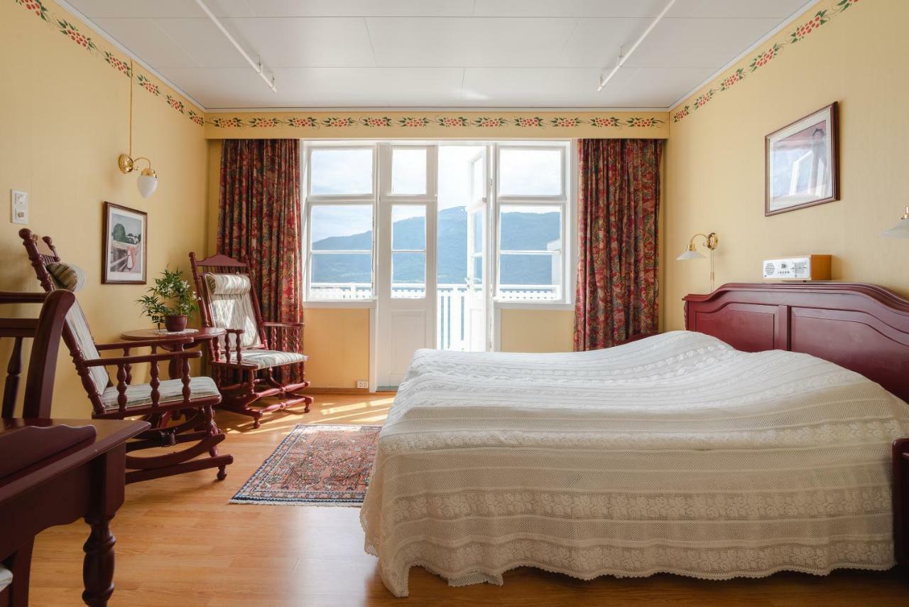 Leikanger Fjordhotel - Unike Hoteller المظهر الخارجي الصورة
