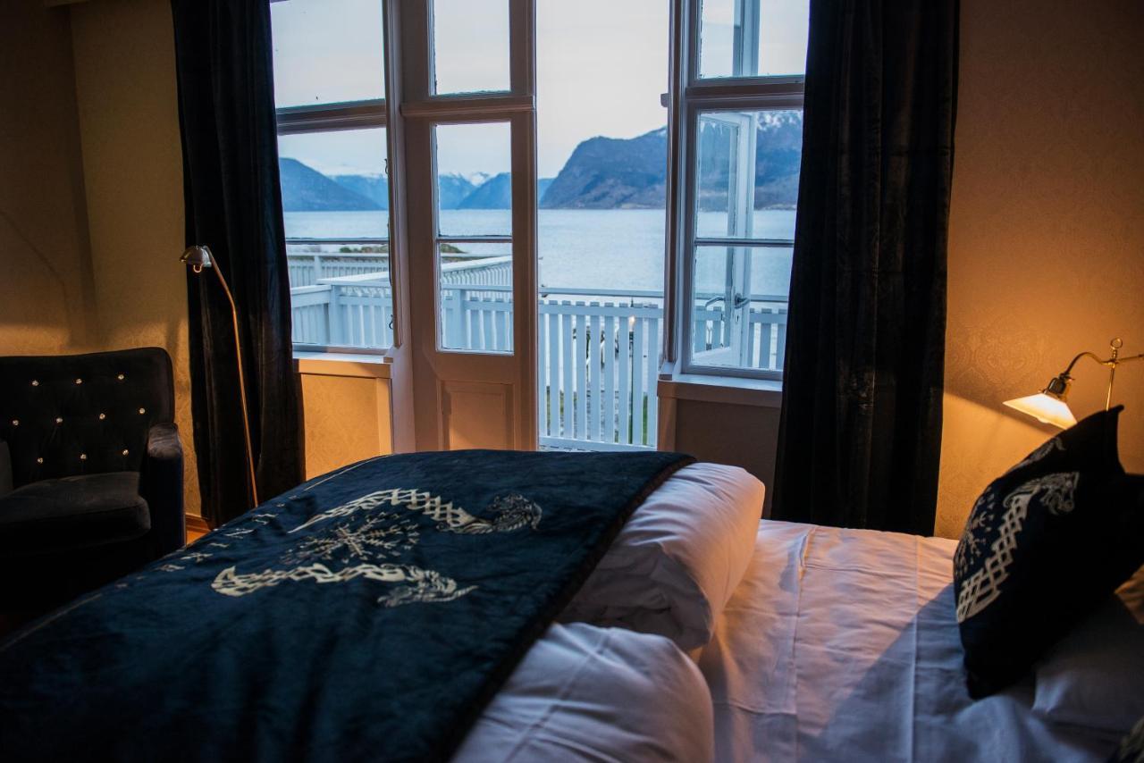 Leikanger Fjordhotel - Unike Hoteller المظهر الخارجي الصورة